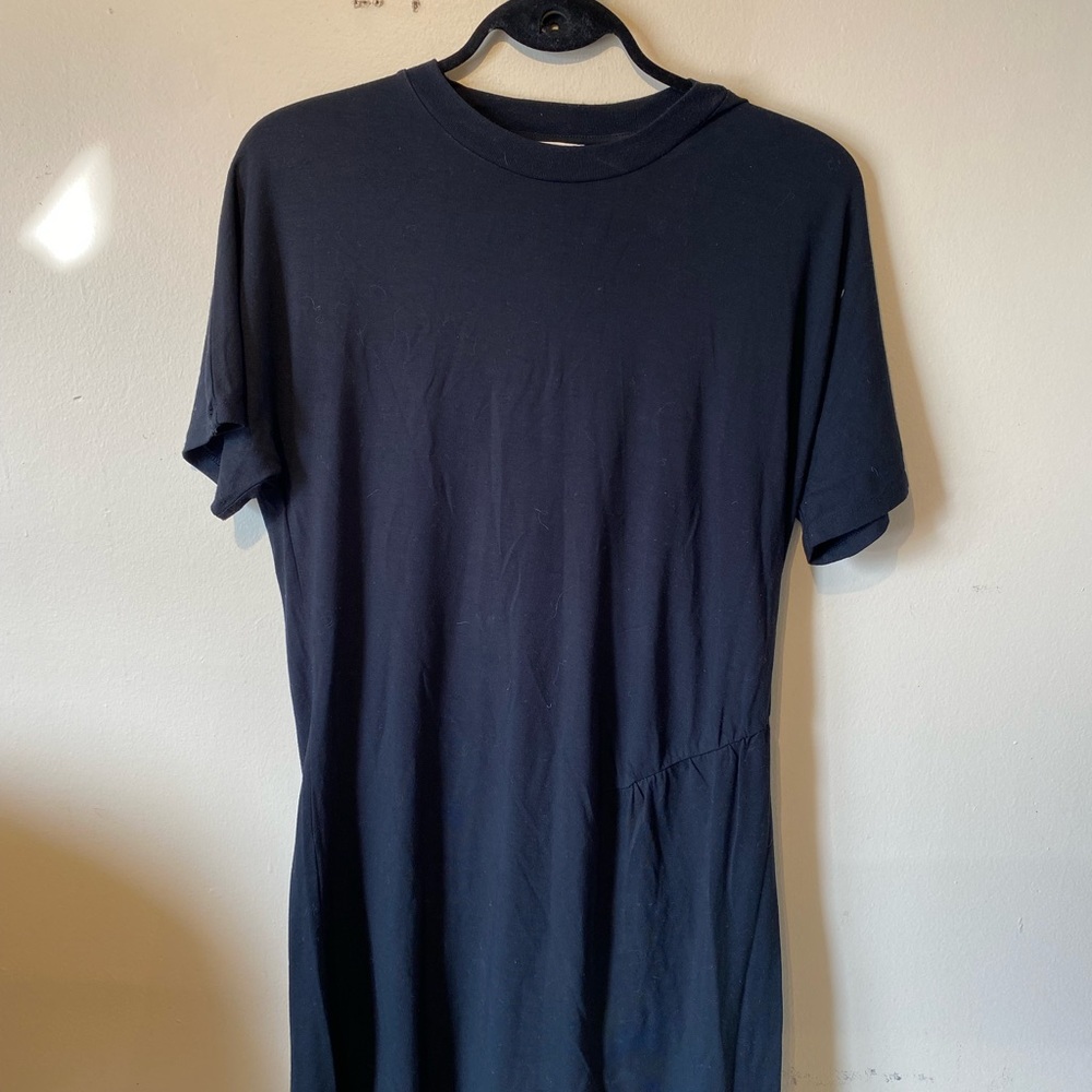 Aritzia Wilfred free size medium black side gather shift dress. - Picture 3 of 8